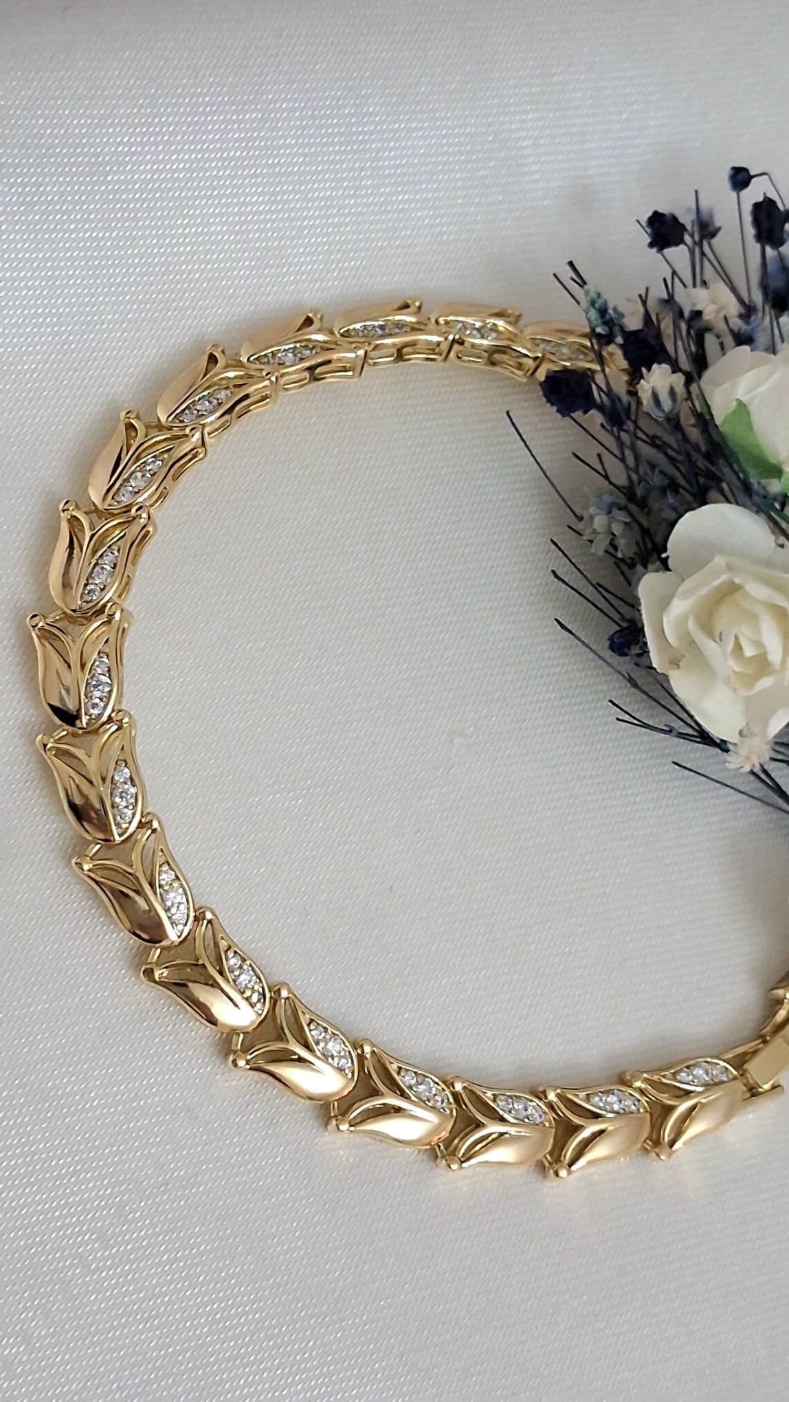 XUPING Bileklik - Lale Motifli ve Baget Taşlı